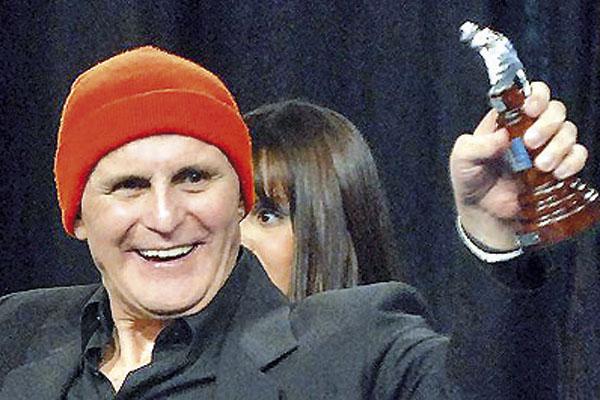 Murioacute el muacutesico y director de cine Leonardo Favio