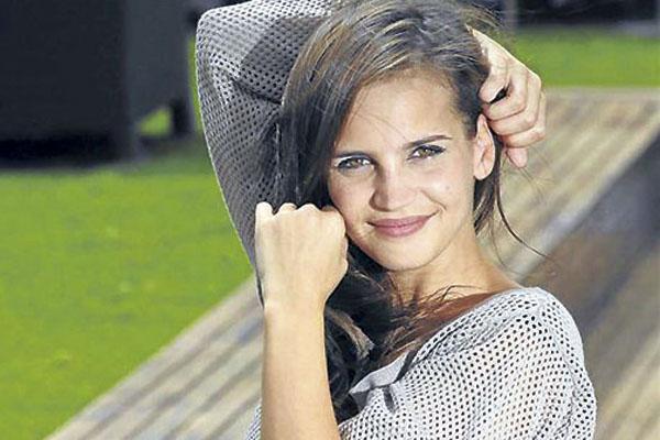 Sabrina Garciarena entre Germaacuten Paoloski y Leonardo Sbaraglia