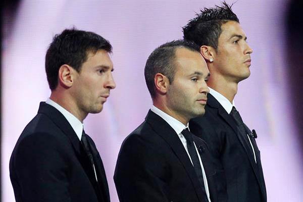 Messi Cristiano e Iniesta los candidatos al Baloacuten de Oro 2012