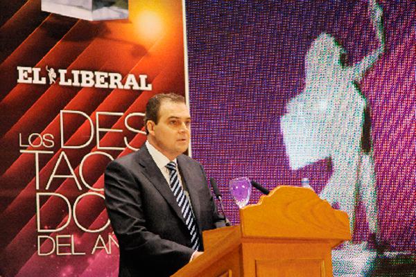 Encuentro en ustedes los mismos suentildeos que nos hermanan a quienes amamos a Santiago