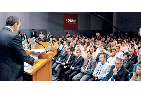 Encuentro en ustedes los mismos suentildeos que nos hermanan a quienes amamos a Santiago