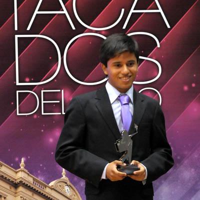 Miraacute a los ganadores con su premio en nuestro aacutelbum de fotos en FACEBOOK