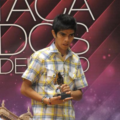 Miraacute a los ganadores con su premio en nuestro aacutelbum de fotos en FACEBOOK