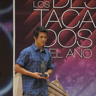 Miraacute a los ganadores con su premio en nuestro aacutelbum de fotos en FACEBOOK