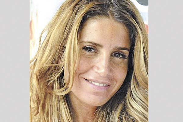 Flor Pentildea develoacute el misterio de su cicatriz
