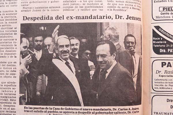 RETORNO A LA DEMOCRACIA EN SANTIAGO El 11 de diciembre de 1983 el interventor Jensen entregó el mando al gobernador constitucional