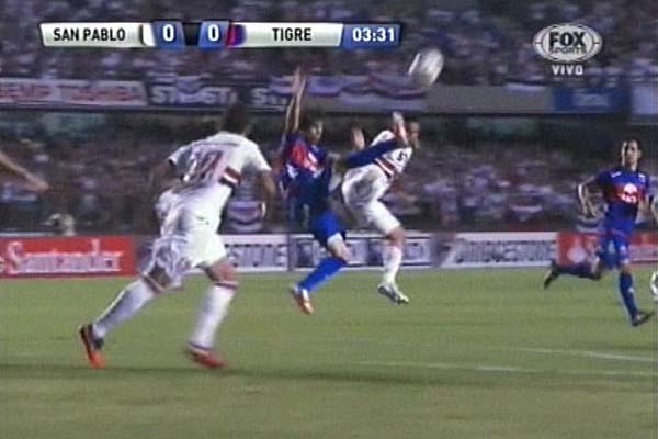 Gorosito- Liberaron la zona sacaron revoacutelveres hay jugadores lastimados