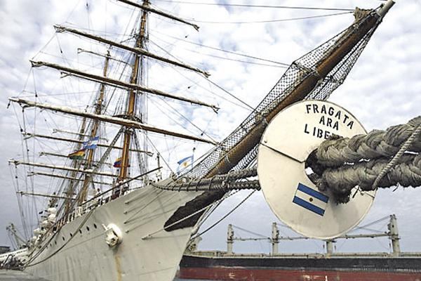 BUITRES Un fondo había demandado al país e hizo retener la fragata por ms de 2 meses Un tribunal internacional revió esa decisión