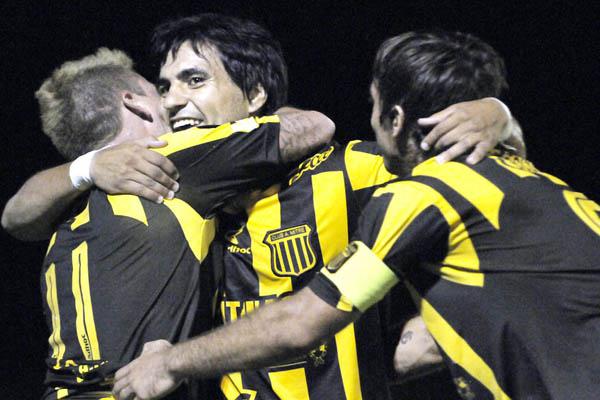 Un mercado difiacutecil para los equipos santiaguentildeos