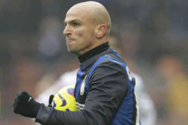 El Cuchu Cambiasso le salvoacute un punto para el Inter
