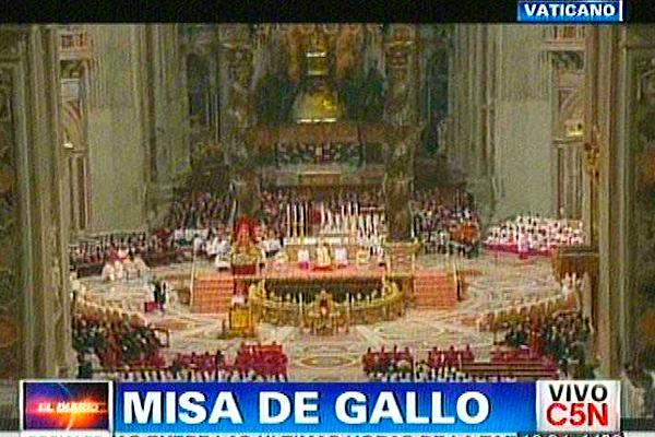 El Papa celebra la tradicional Misa del Gallo en el Vaticano