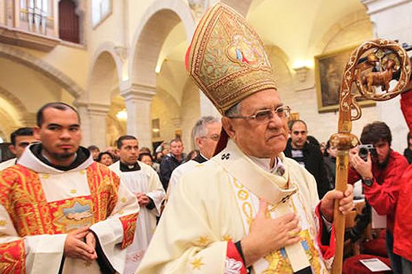 Desde Beleacuten- El Patriarca Latino de Jerusaleacuten instoacute a la paz en Medio Oriente