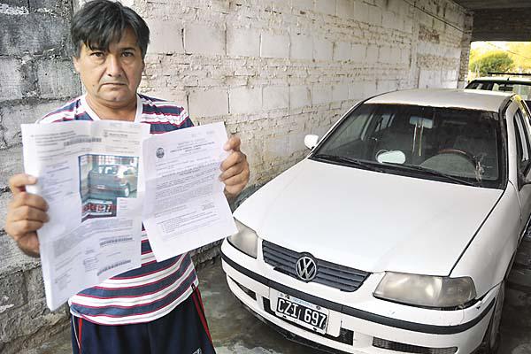 Se multiplican las multas truchas y no descartan que haya autos mellizos