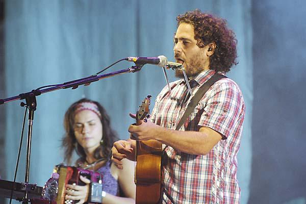 HOMENAJE Raly realizó varios homenajes a su madre a través de sus canciones