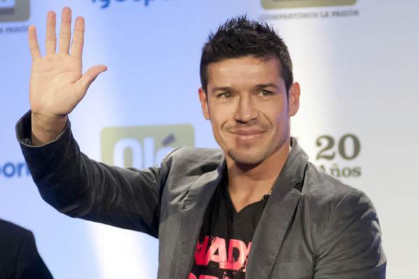 Entre 100 y 5000 cuestan las entradas para ver a Maravilla Martiacutenez en Velez