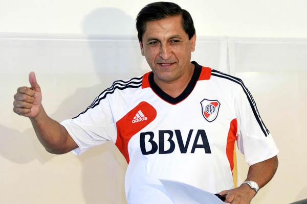 Ramoacuten Diacuteaz- Me gustariacutea ser el Ferguson de River