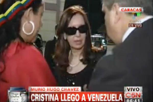 Cristina llegoacute a Caracas para el funeral de Hugo Chaacutevez