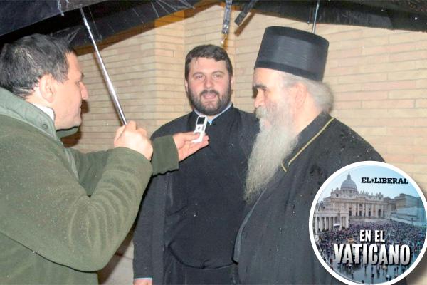 El Patriarca de la Iglesia Ortodoxa dialogó con EL LIBERAL minutos después de haber sido recibido por el papa Francisco