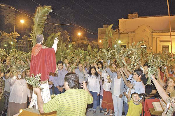 CEREMONIA Hoy en las distintas parroquias de la provincia se har� la tradicional bendición de ramos