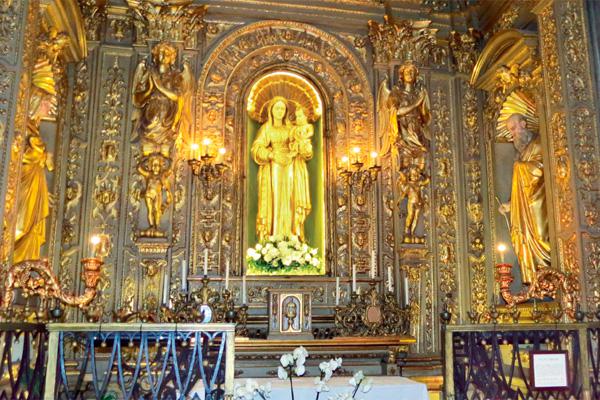 Coacutemo es la Catedral Metropolitana de Turiacuten donde estaacute la Saacutebana Santa