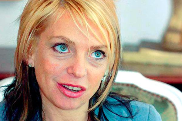 Una legisladora kirchnerista acusoacute de sexistas a los huevos Kinder