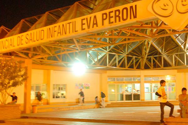 ASISTENCIA La pequeña se encuentra internada en terapia intensiva del Cepsi Eva Perón