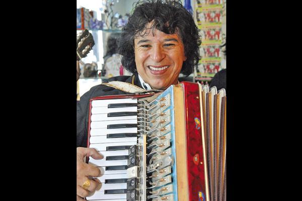 A mi hermano Jorge lo  tengo vivo