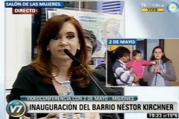 Cristina Kirchner- Dejala hablar si total habla cada ganso por microacutefono