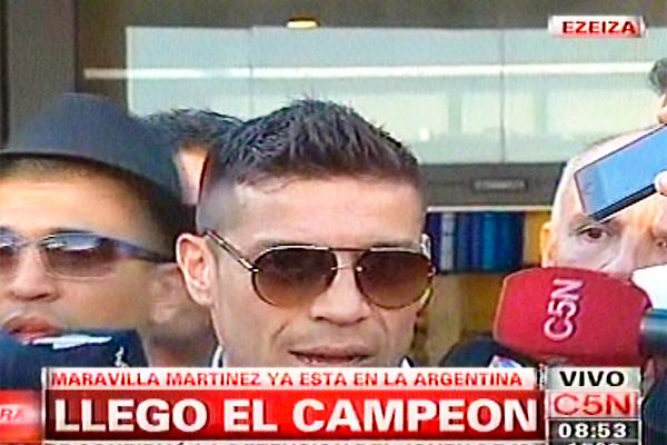 Llegoacute al paiacutes el campeoacuten Maravilla Martiacutenez- Estoy 11 puntos