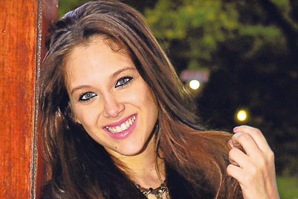 Barbie Veacutelez iraacute a Somos familia