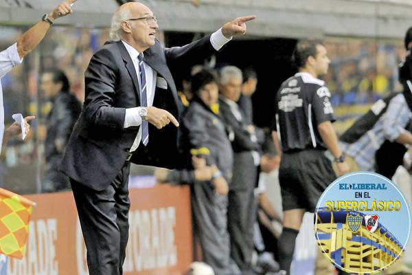 CONFORME Bianchi se mostró satisfecho de la actitud que adoptó Boca tras el gol de River pero explicó que necesitan mayor eficacia en el ataque