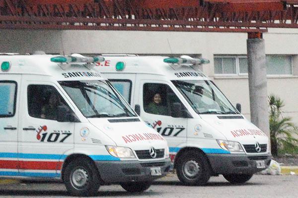 Colisioacuten entre motocicleta y remis en el barrio Autonomiacutea