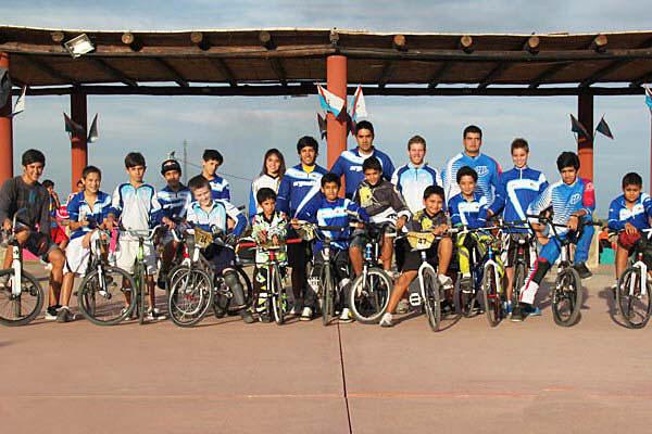 ILUSIONADOS Algunos de los integrantes de la Asociación Riojana