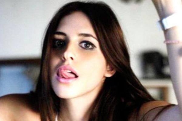 Le inician un sumario a la estudiante hot de la UCA