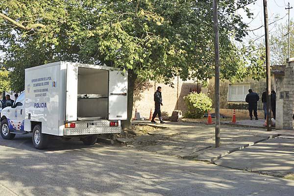 AUTOPSIA La Justicia dispuso que los forenses analicen los restos de la joven Aportarn las respuestas al dilema actual