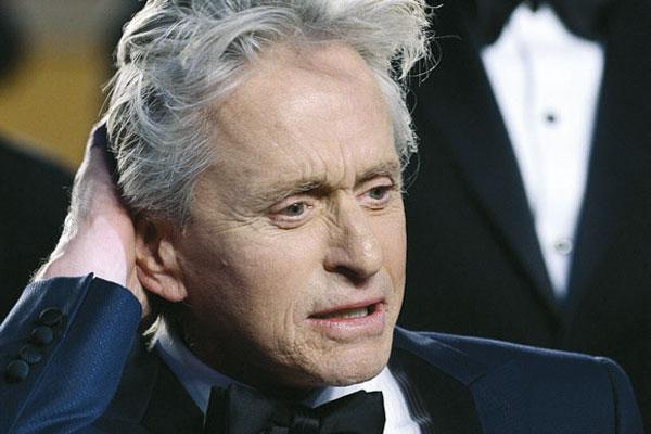 Michael Douglas reveloacute por queacute tiene caacutencer de garganta
