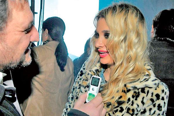 Melina Pitra- Fabiaacuten estaacute devastado por el descenso de Independiente