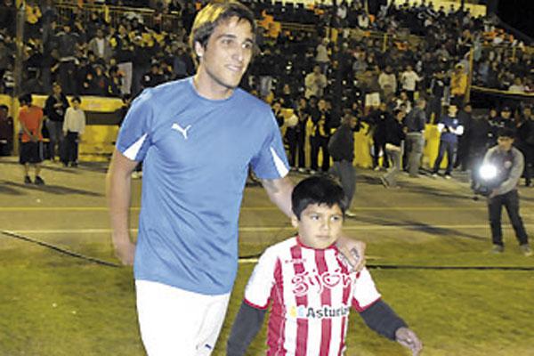 SOLIDARIOS Chocota y su fundación siempre colaboran