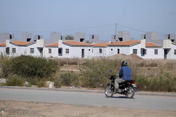 CONSTRUCCIÓN Los nuevos conglomerados urbanos estn ubicados en el sur y oeste como el barrio Villa del Carmen