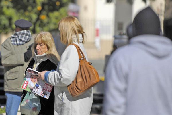 INTENSO No hubo abrigo que calmara el frío en la mañana de ayer