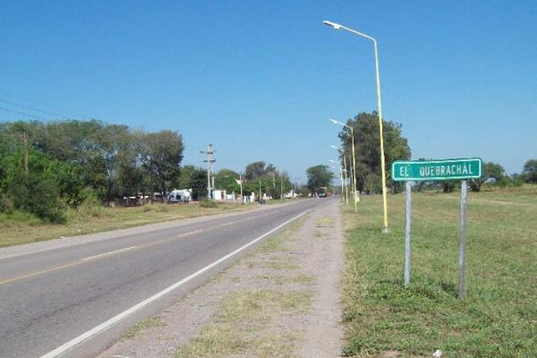 Policiacutea santiaguentildeo matoacute a su exmujer y se suicidoacute frente a sus hijos en Salta