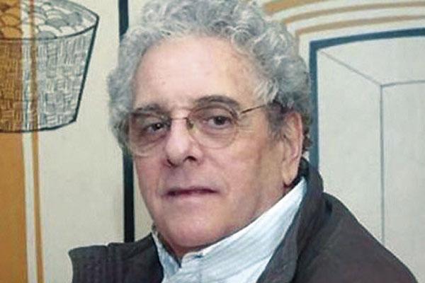 Estaba emocionadamente muy sensible con el caacutencer