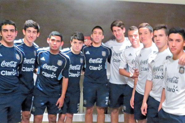 Las selecciones nacionales Sub 15 y Sub 17 ante Central Coacuterdoba en el Oeste