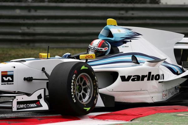 Facundo Regalia entre la ilusioacuten de la Foacutermula 1 y las trabas econoacutemicas