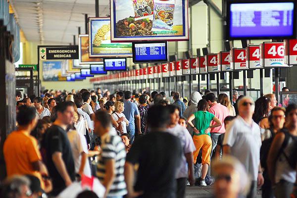 Habraacute al menos 15 feriados y 8 fines de semana largos en 2014