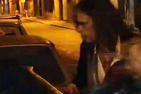 Revolviendo la basura en Uruguay Steven Tyler se llevoacute una preciada pintura