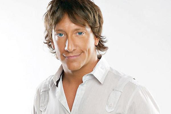 Nico Vaacutezquez habloacute del debut de Mis amigos de siempre