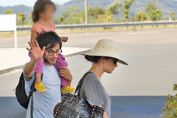 Dolores Fonzi y Gael Garciacutea Bernal vacaciones en familia en Joseacute Ignacio