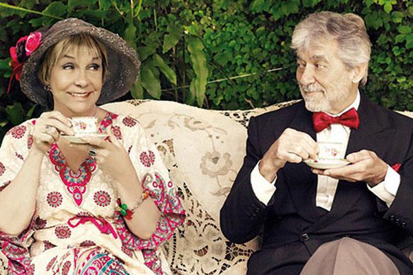 Virginia Lago hace florecer el amor con su propio esposo