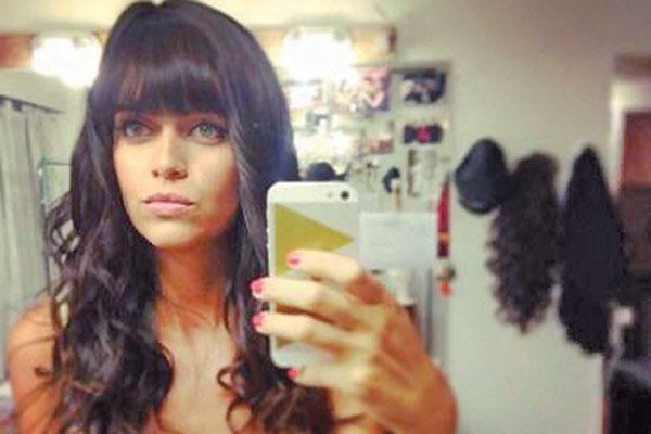 Zaira Nara sorprendioacute con un cambio de look que incluye flequillo